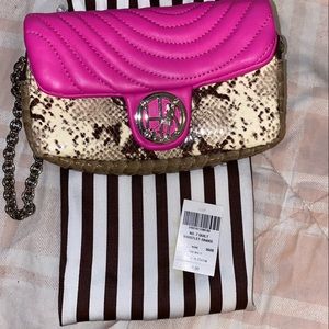 Henri Bendel small clutch
